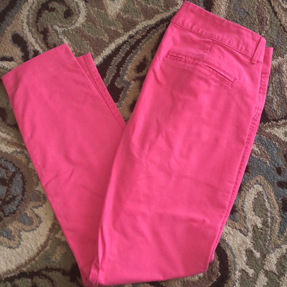 Old Navy Pixie Pant, size 6
